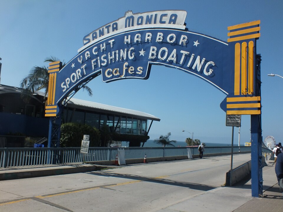Santa Monica waterproofing and roofing services